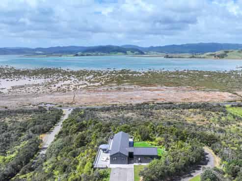 13 Kaipapaka Row, Whangapoua