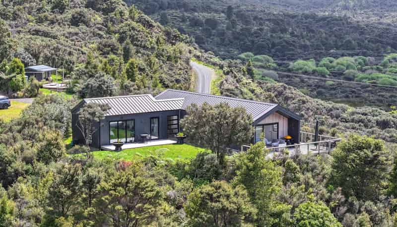 13 Kaipapaka Row, Whangapoua
