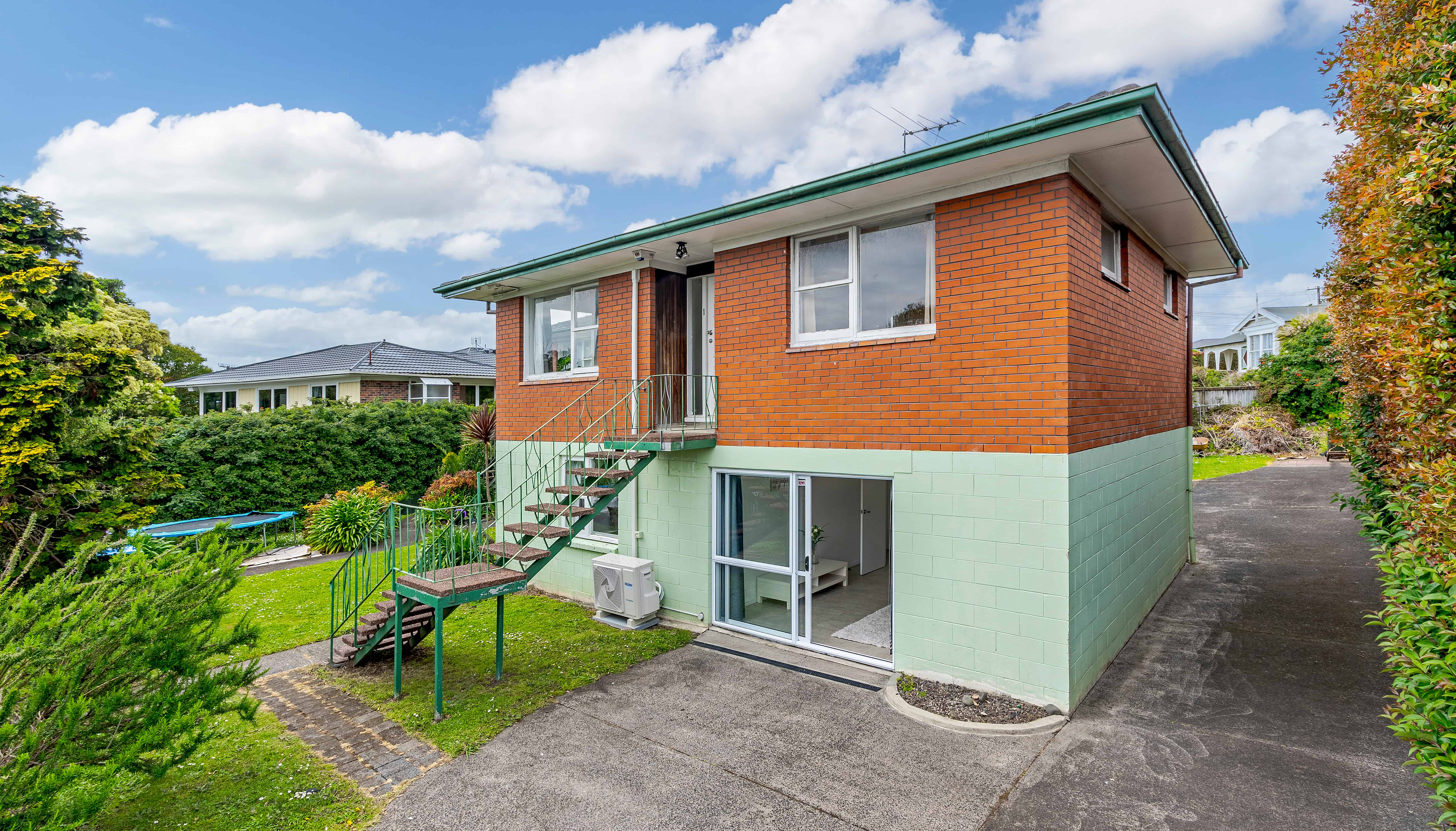 Sold 1/778 New North Road, Mount Albert realestate.co.nz