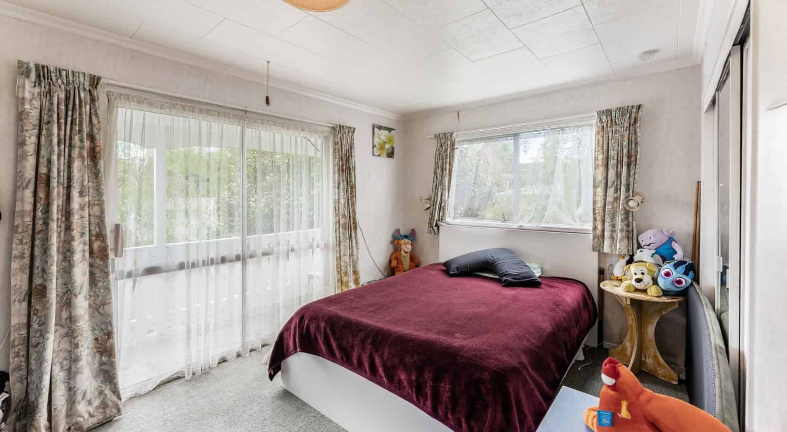 50 Trelawney Crescent, Westown, New Plymouth For Sale realestate.co.nz