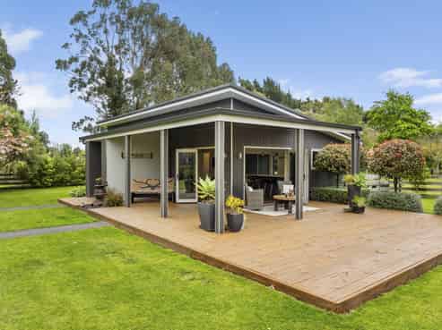 646 No 2 Line, Fordell