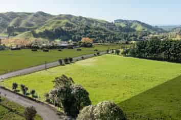 7 Maungakotukutuku Road, PARAPARAUMU