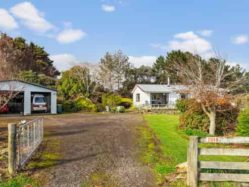 204B Tram Gully Road, Awhitu