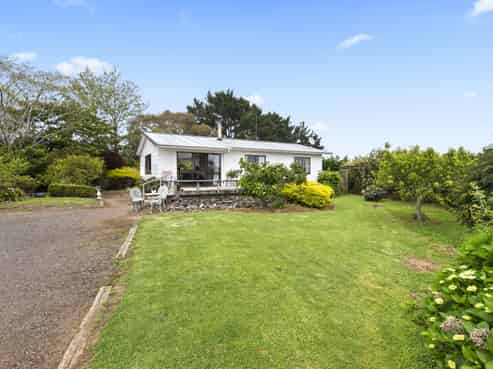 204B Tram Gully Road, Awhitu