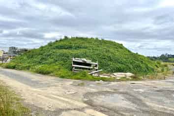 1,150M² SECTION WITH SOIL FOR LEASE
