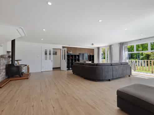 5 Wynyard Street, NORMANBY