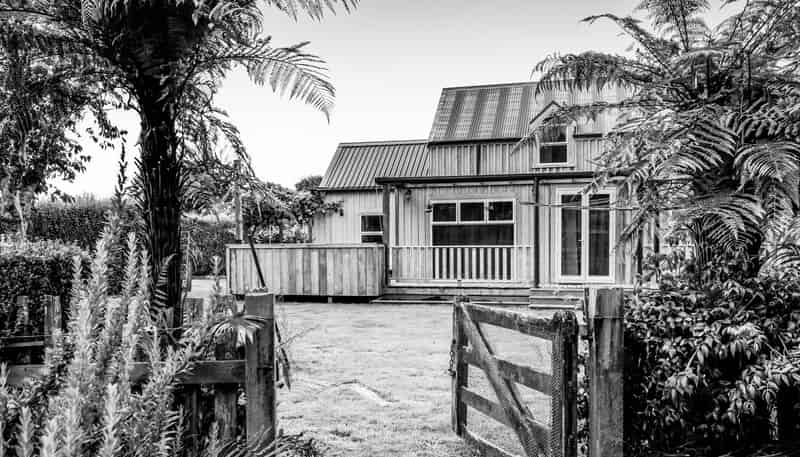 5 Wynyard Street, NORMANBY