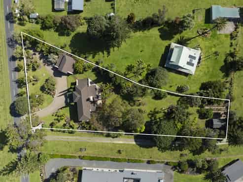 2213 Whananaki North Road, Whananaki