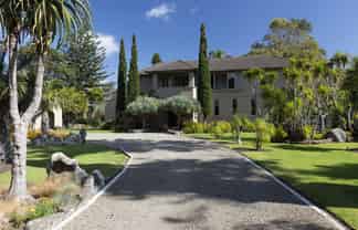 2213 Whananaki North Road, Whananaki