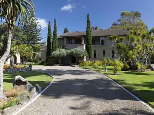 2213 Whananaki North Road, Whananaki