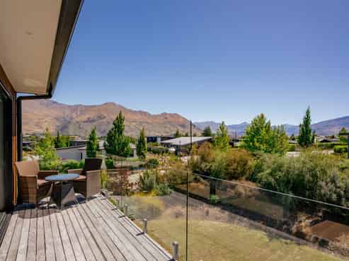 9 Kirimoko Crescent, Wanaka