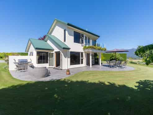 73 Sandy Brown Road, Te Anau