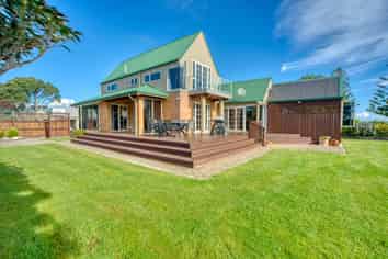 498B Main South Road, Paroa