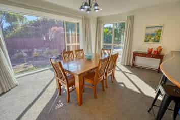 498B Main South Road, Paroa