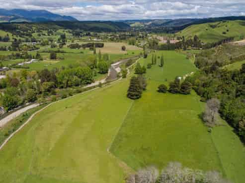 98 Hoult Valley Road, Wai-iti