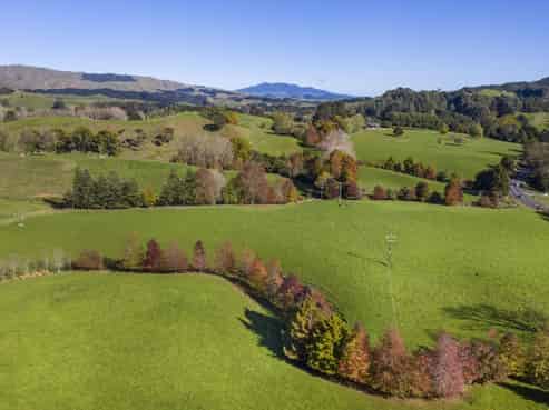 2651 State Highway 23, Waitetuna