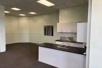 Rare space in Cannons Creek