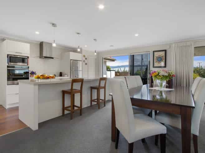 17 Ballantyne Way, Katikati