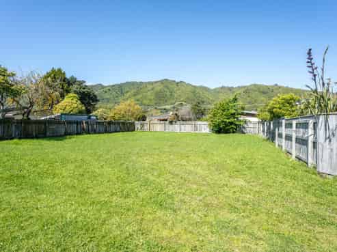 5 St Vincent Way, Waikanae