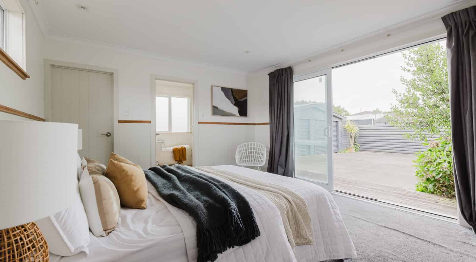 157 College Street, Awapuni, Palmerston North City For Sale