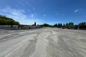 1,000 - 20,000sq m Secure Yard in Belfast