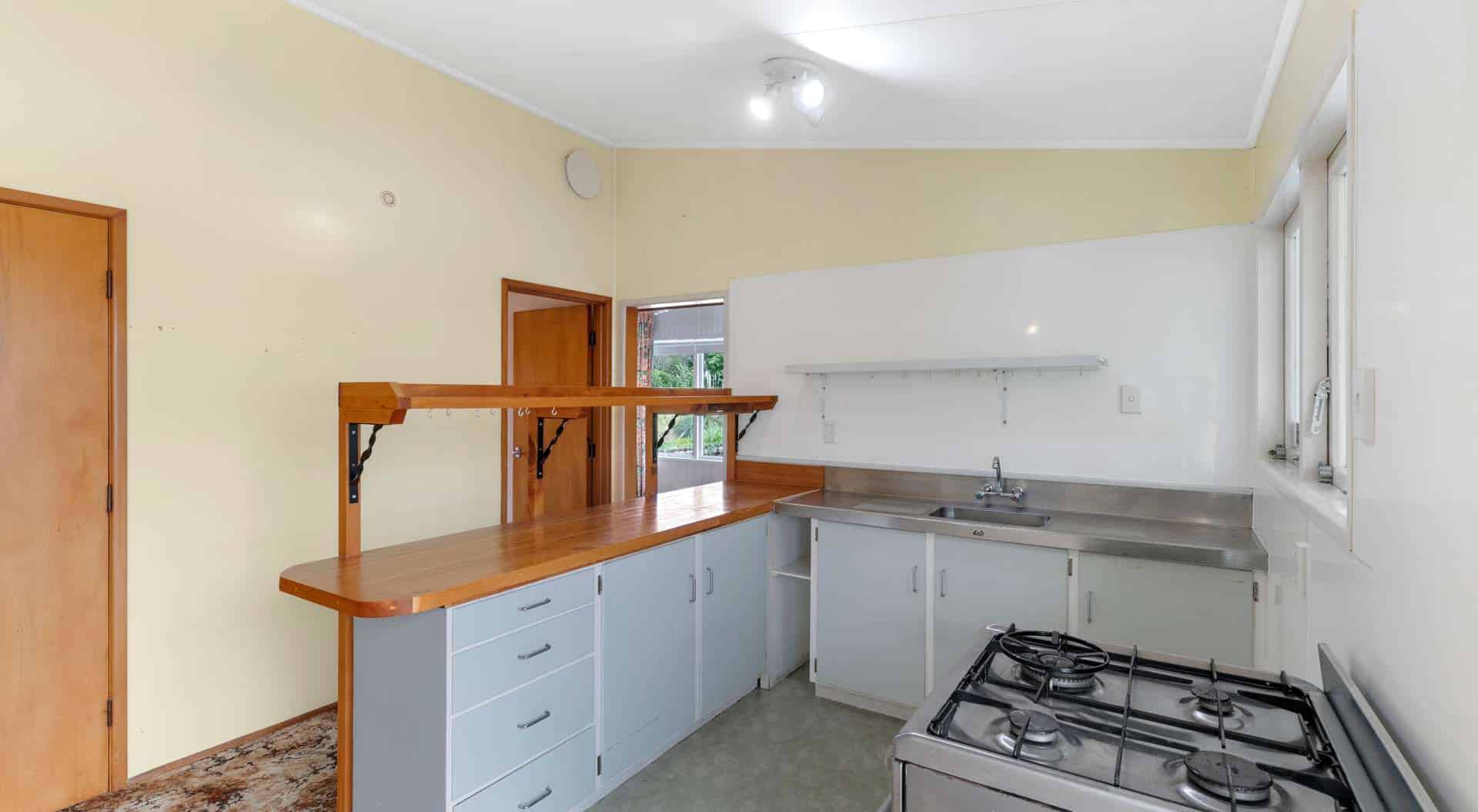 23 Fernleigh Avenue, Waiuku, Franklin For Sale realestate.co.nz