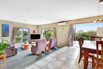 10b Vipond Road, Stanmore Bay