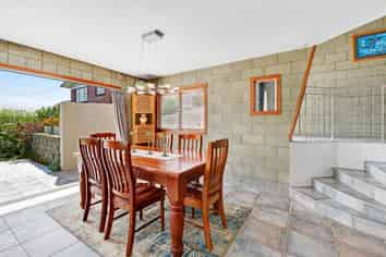 10b Vipond Road, Stanmore Bay