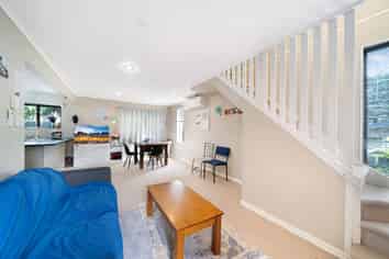 4/90 Lynwood Road, New Lynn