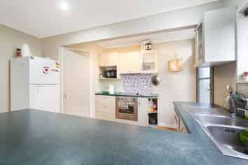 4/90 Lynwood Road, New Lynn