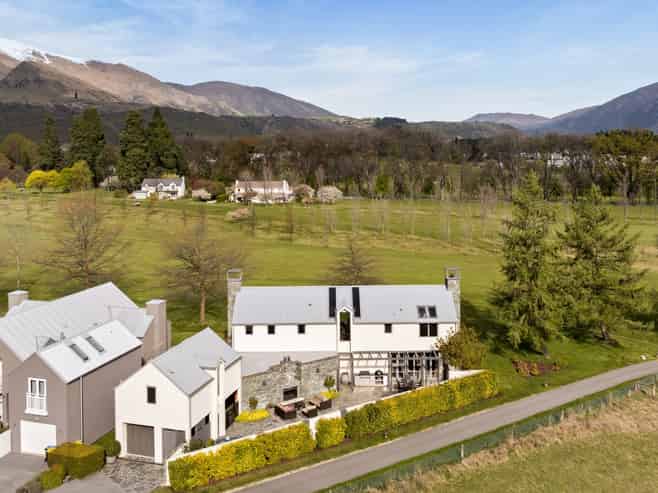 1 Malaghans Ridge, Millbrook Resort, Arrowtown