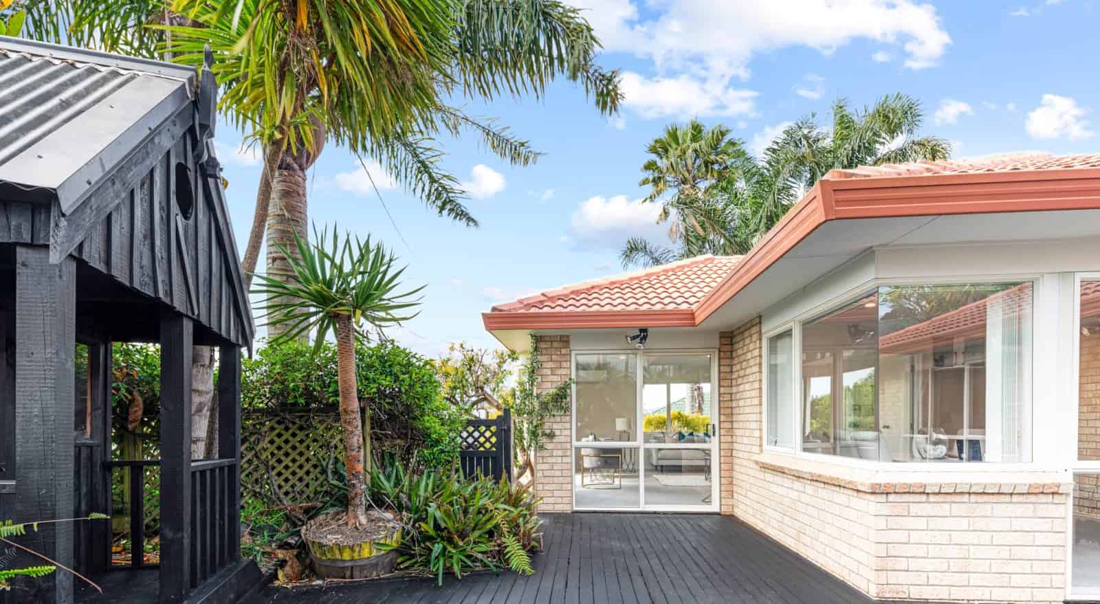 5 Pukatea Avenue, Albany, North Shore City For Sale realestate.co.nz