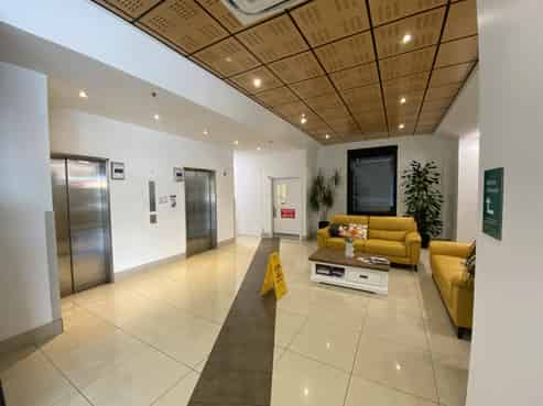 Top-tier 240sqm central office space