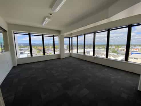 Top-tier 240sqm central office space