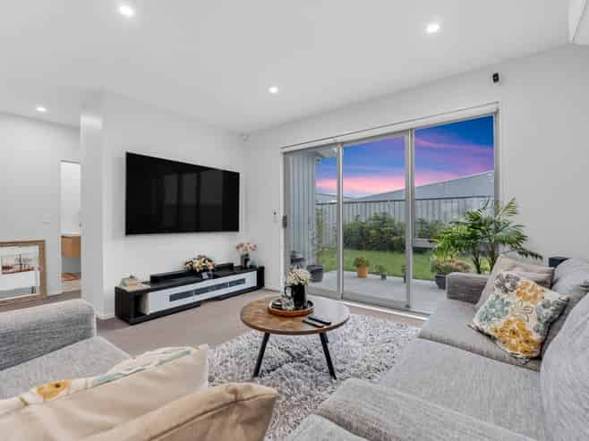 35 Katikati Drive, Manurewa