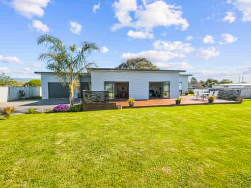 10 Pohatu Lane, Otaki