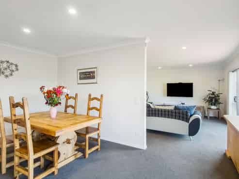 10 Pohatu Lane, Otaki