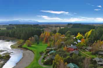 Internationally renowned Tongariro Lodge for sale