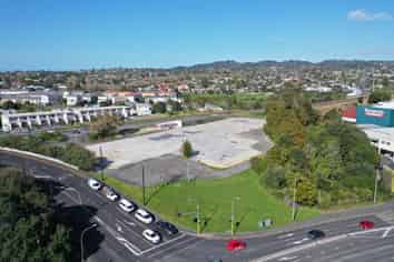 Spacious Yard for Lease - Ready for Occupancy