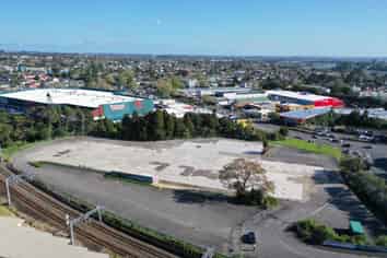 Spacious Yard for Lease - Ready for Occupancy