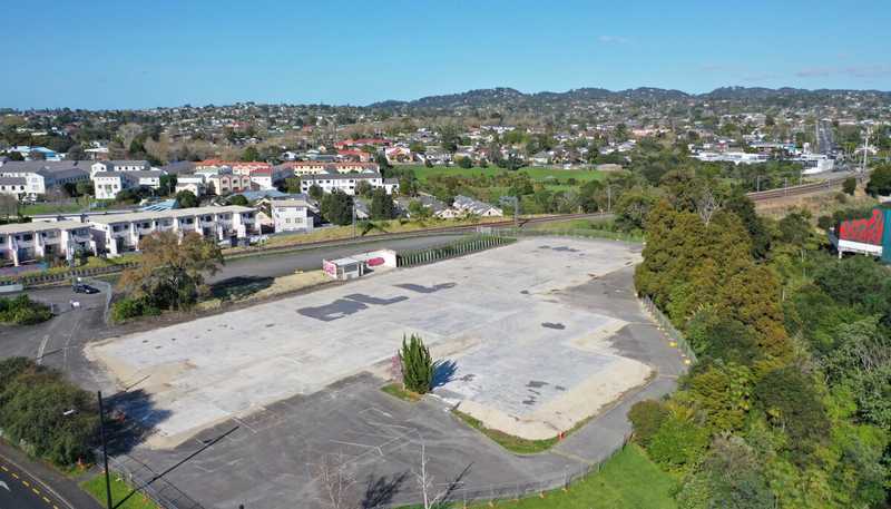 3094-3096 Great North Road, New Lynn