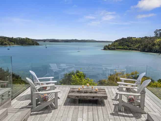 6021 Russell-Whakapara Road, Russell