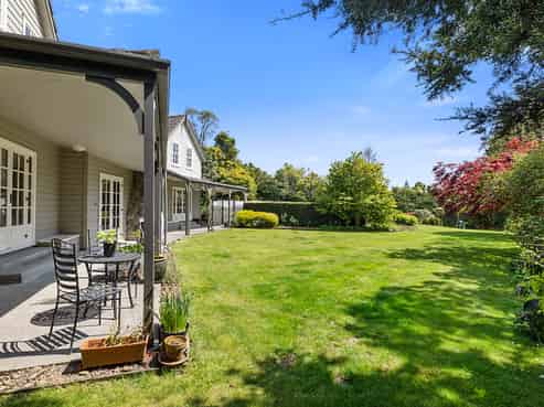 447 Barrett Road, Omata