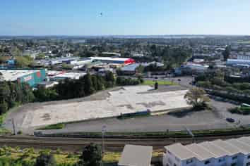 Expansive Yard Available for Lease