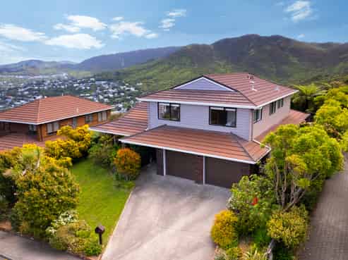 33 Satara Crescent, Khandallah