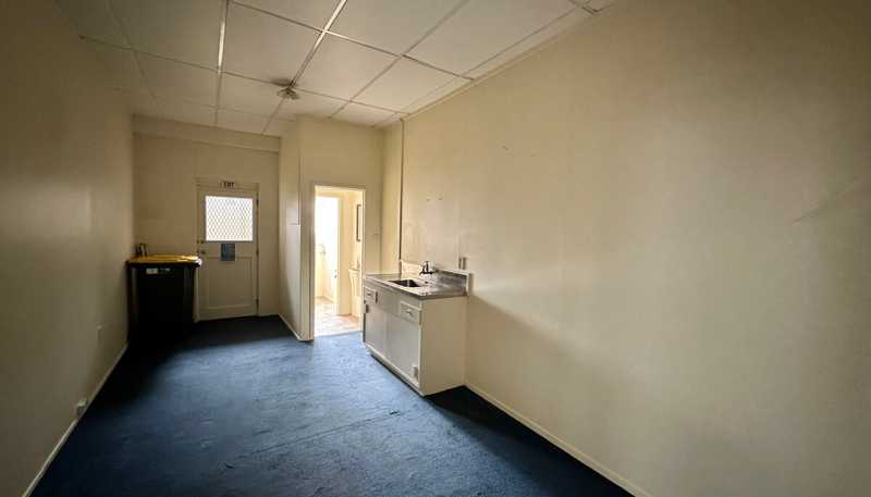 7A Trading Place, Henderson