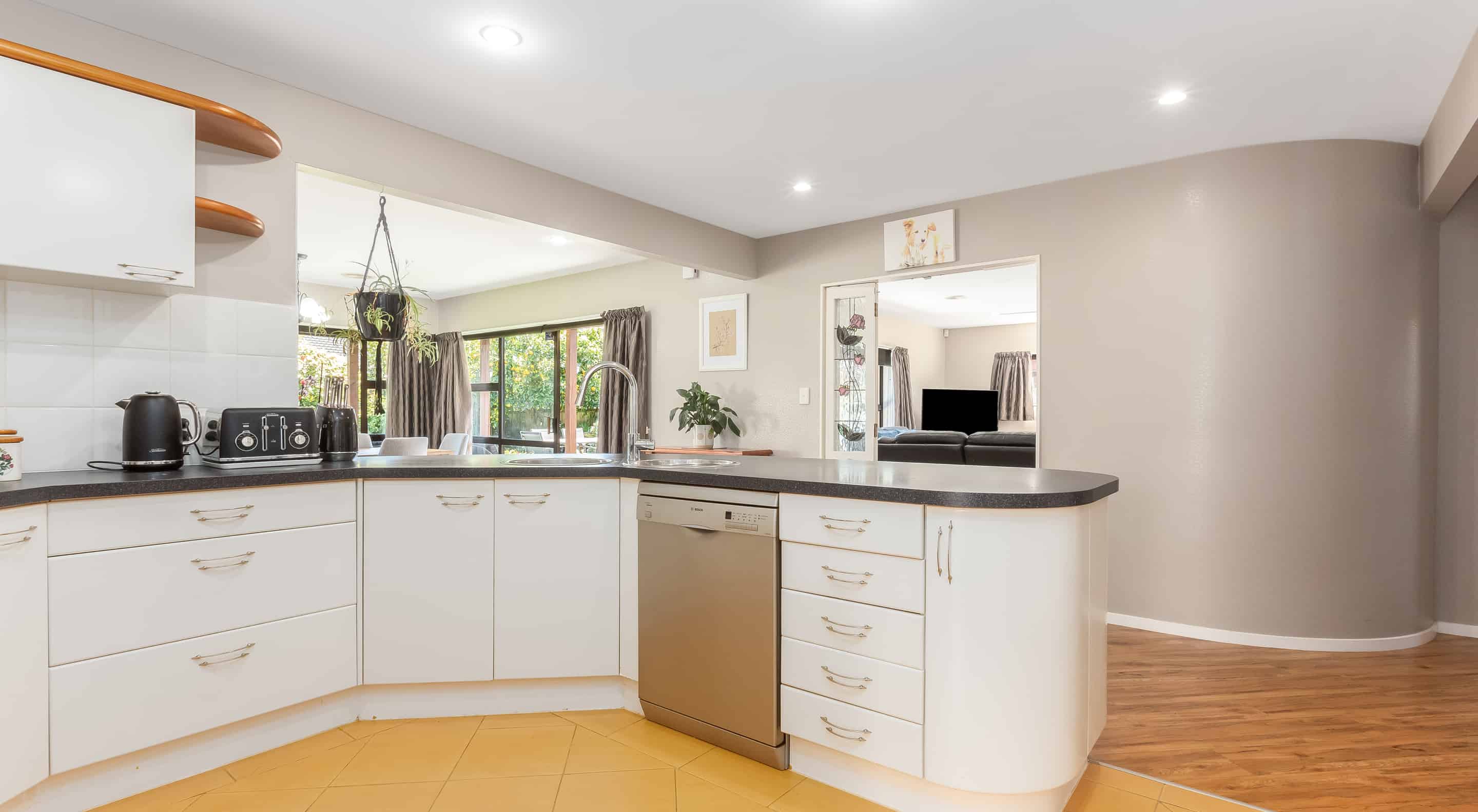 9 Clearwater Terrace, Brown Owl, Upper Hutt City For Sale