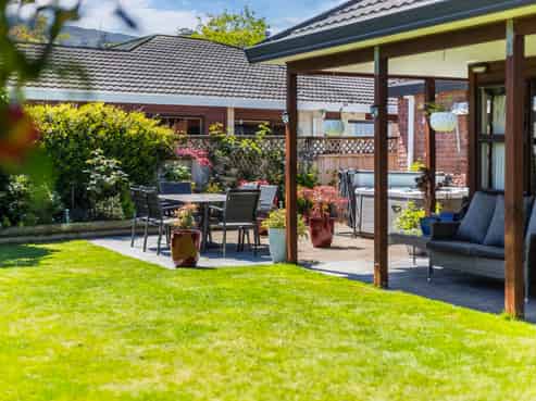 9 Clearwater Terrace, Brown Owl