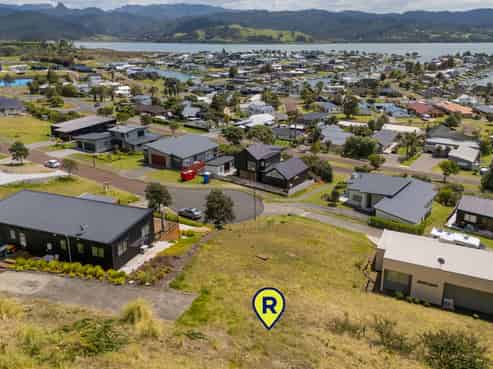 58 Panorama Parade, Pauanui