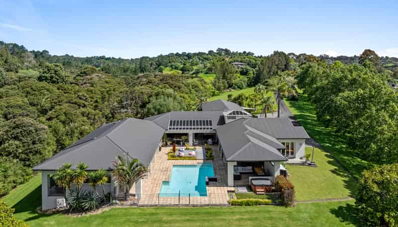 50 Rodeo Drive, Redvale